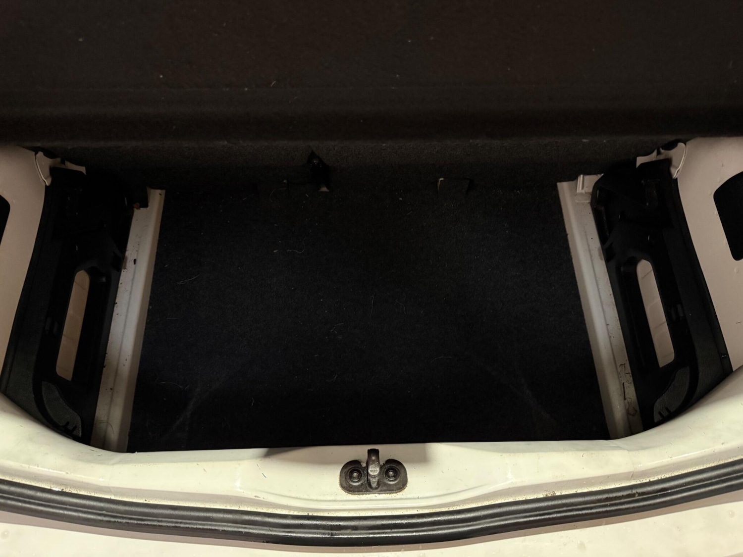 Used Volkswagen up! 2014 for sale - 77155596: Photo 18