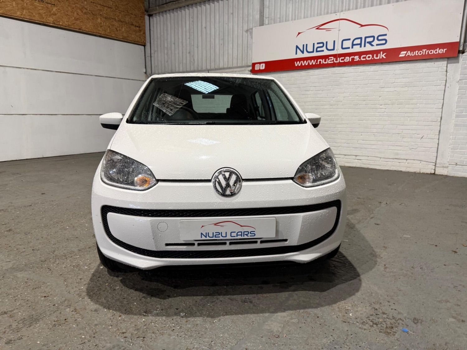 Used Volkswagen up! 2014 for sale - 77155596: Photo 2
