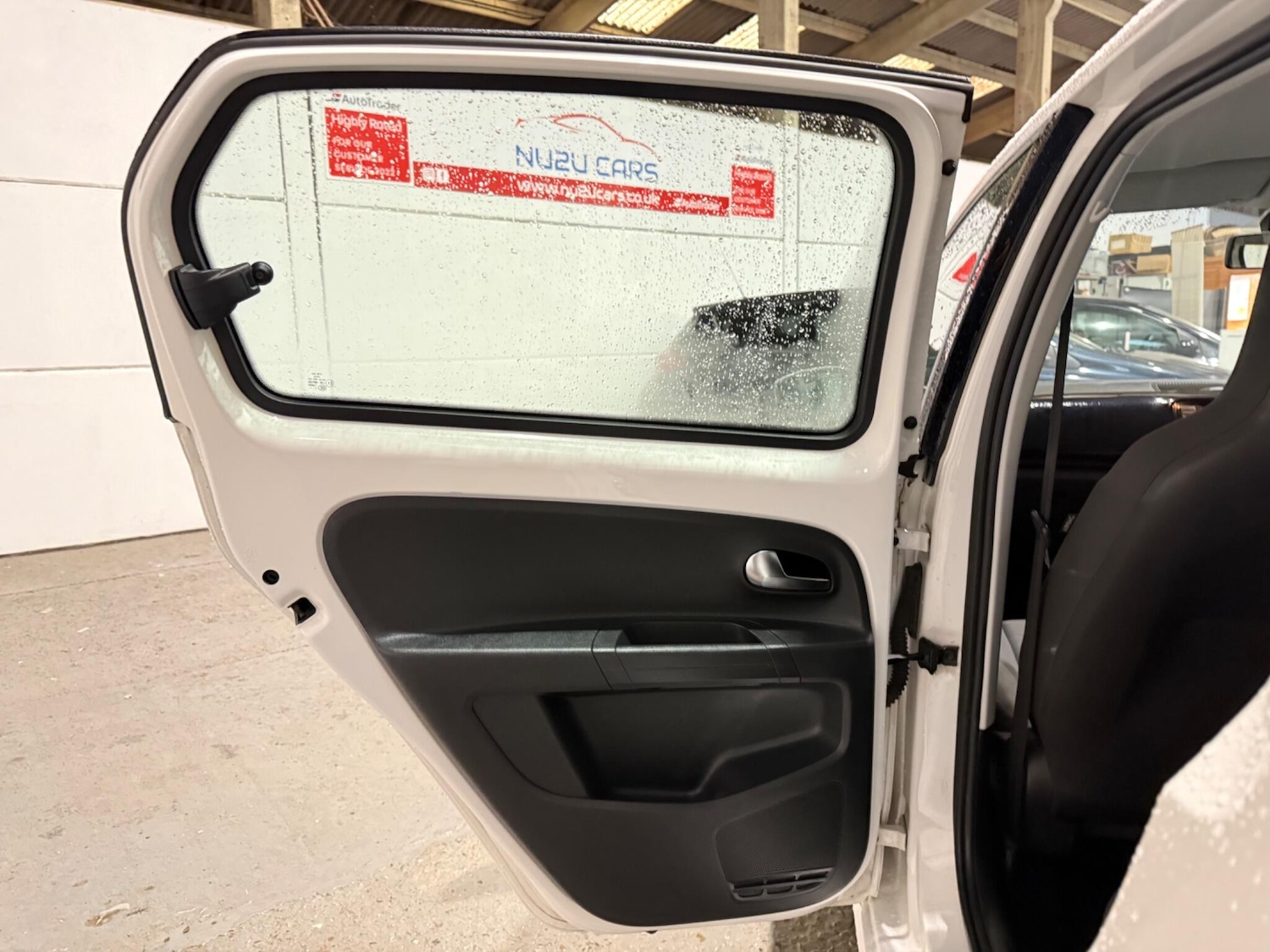 Used Volkswagen up! 2014 for sale - 77155596: Photo 20