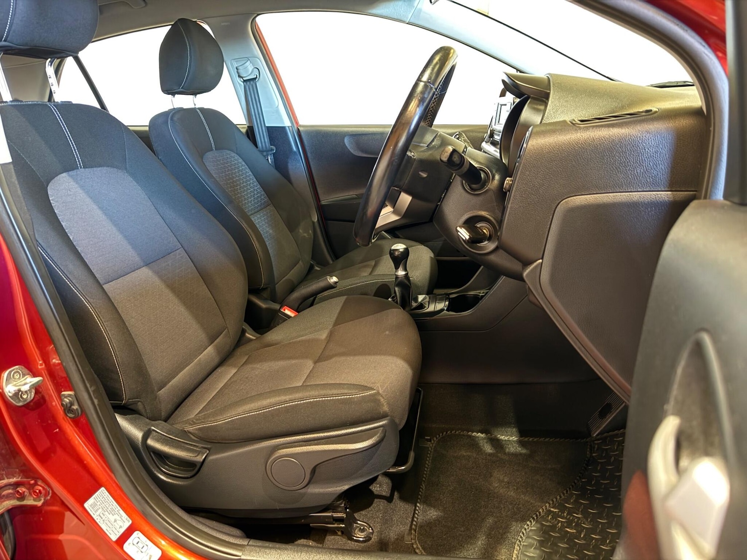 Used Kia Picanto 2018 for sale - 78157580: Photo 26