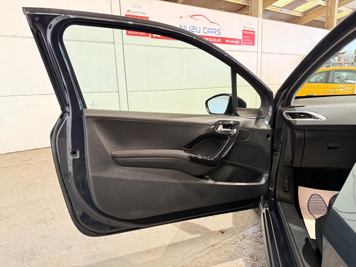 Used Peugeot 208 2017 for sale - 77723241: Photo 17