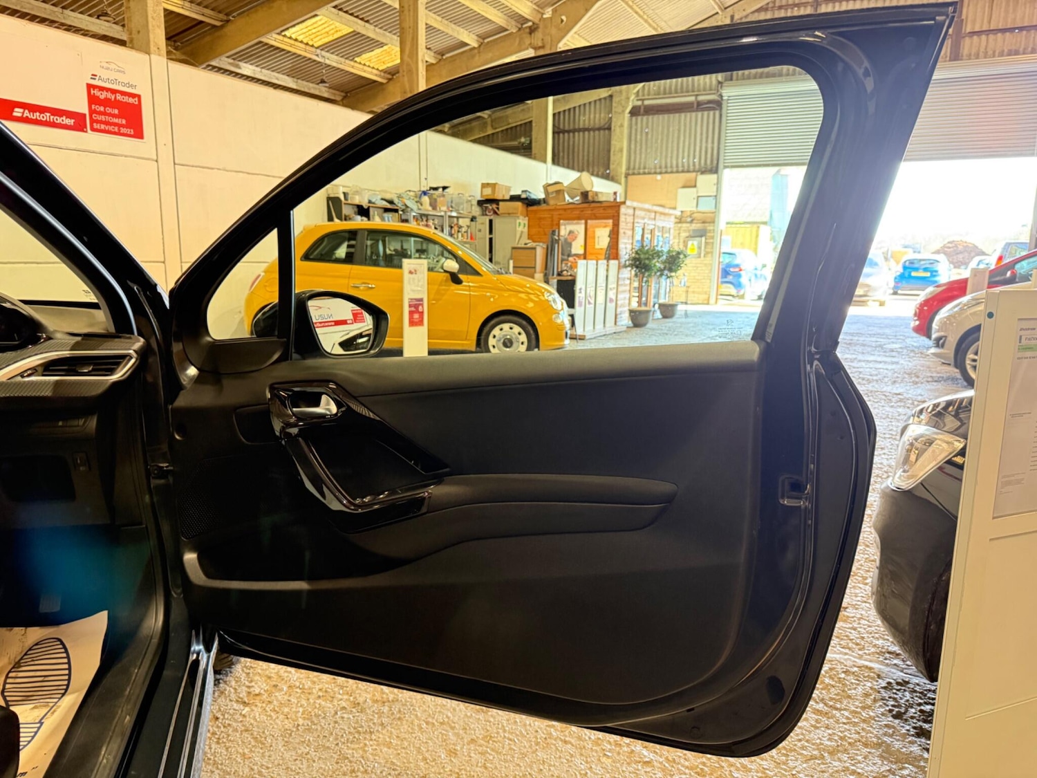 Used Peugeot 208 2017 for sale - 77723241: Photo 20