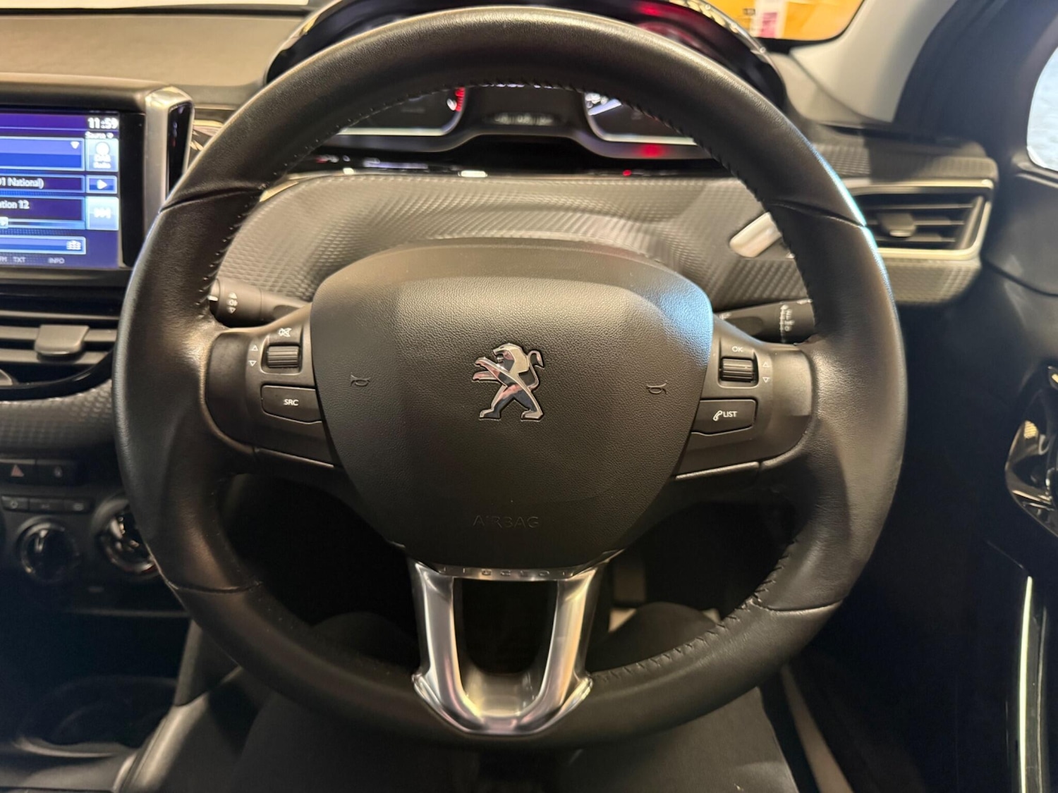 Used Peugeot 208 2017 for sale - 77723241: Photo 23