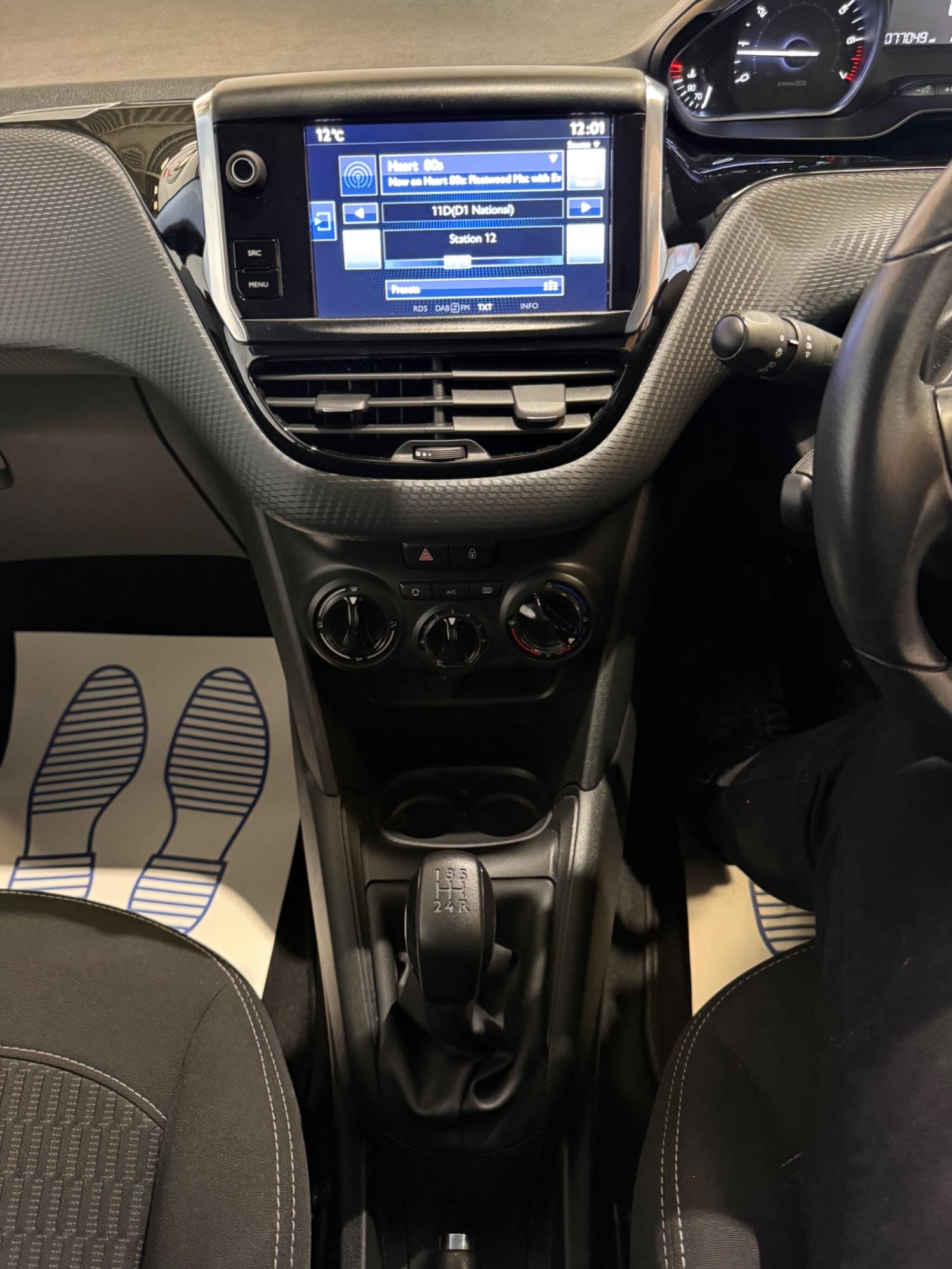 Used Peugeot 208 2017 for sale - 77723241: Photo 37