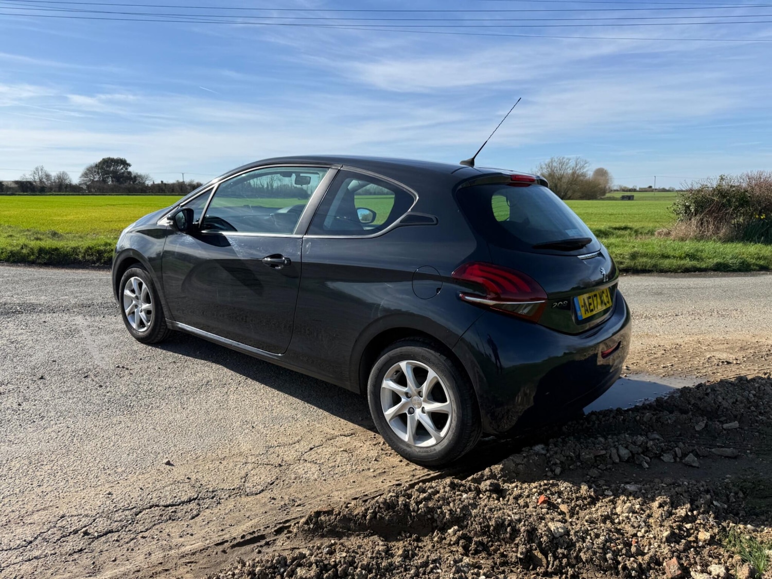 Used Peugeot 208 2017 for sale - 77723241: Photo 42