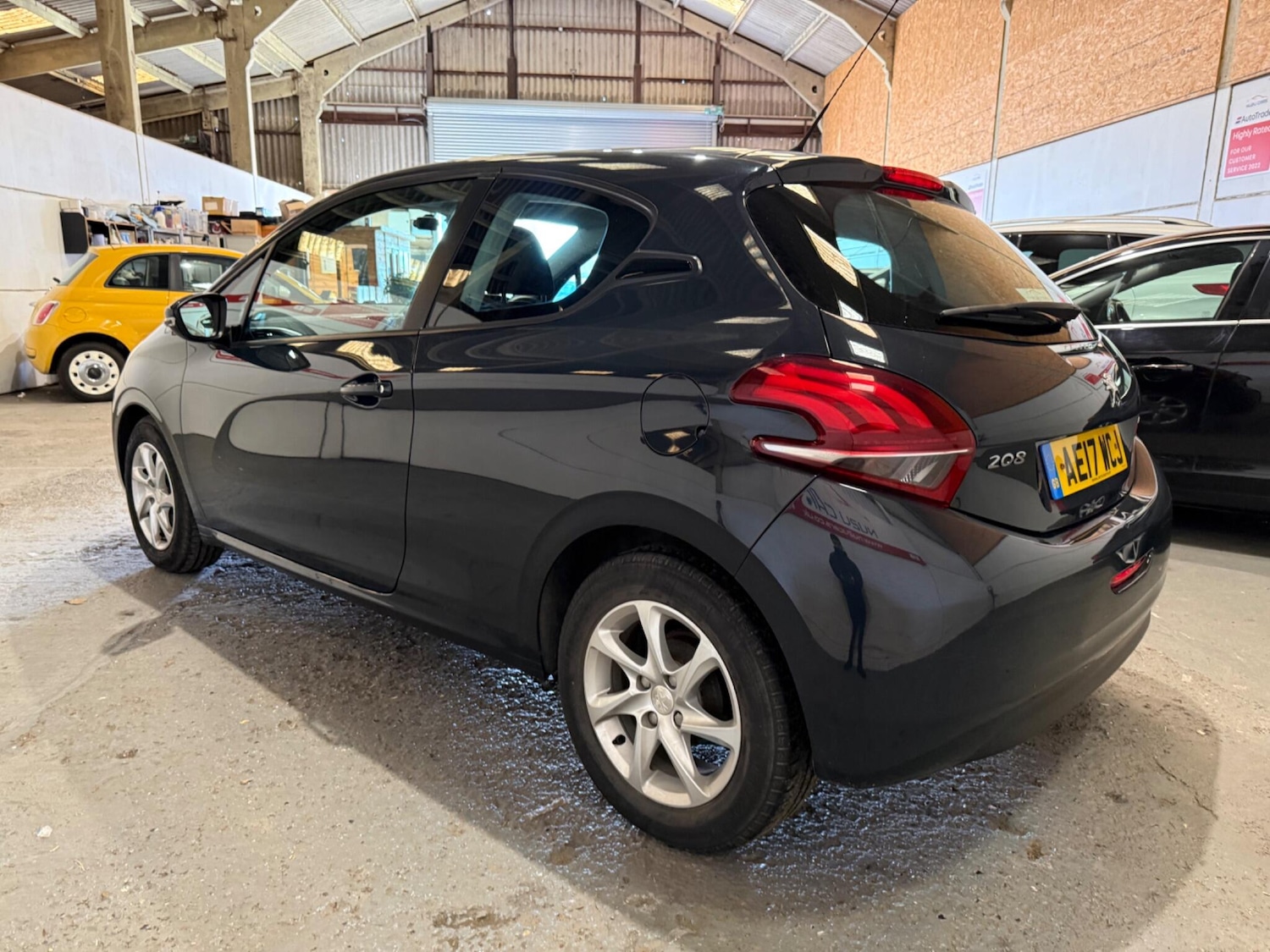Used Peugeot 208 2017 for sale - 77723241: Photo 5