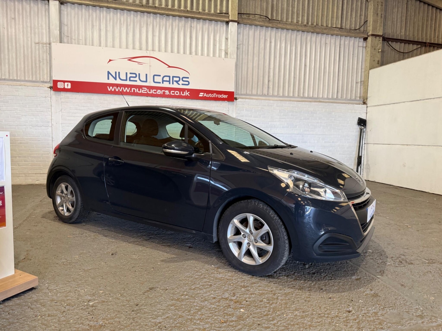 Used Peugeot 208 2017 for sale - 77723241: Photo 8