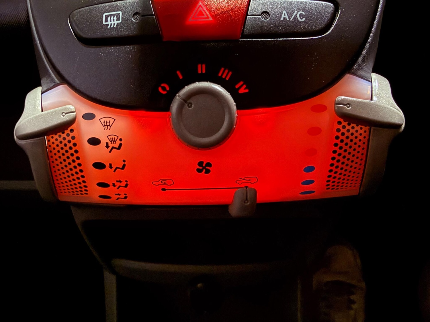 Used Peugeot 107 2011 for sale - 77291143: Photo 27