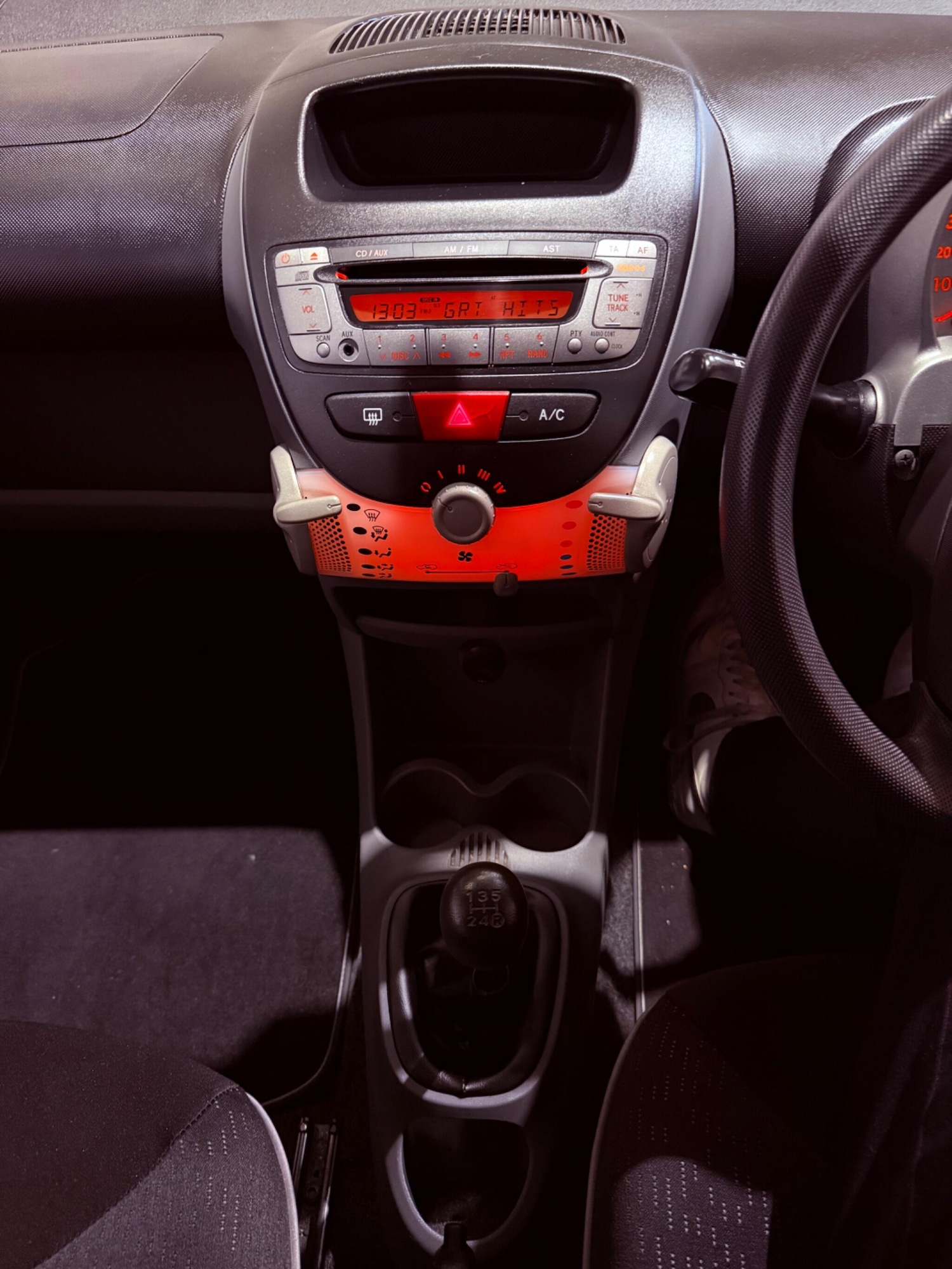 Used Peugeot 107 2011 for sale - 77291143: Photo 28