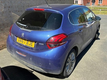 Used Peugeot 208 2017 for sale - 78562184: Photo