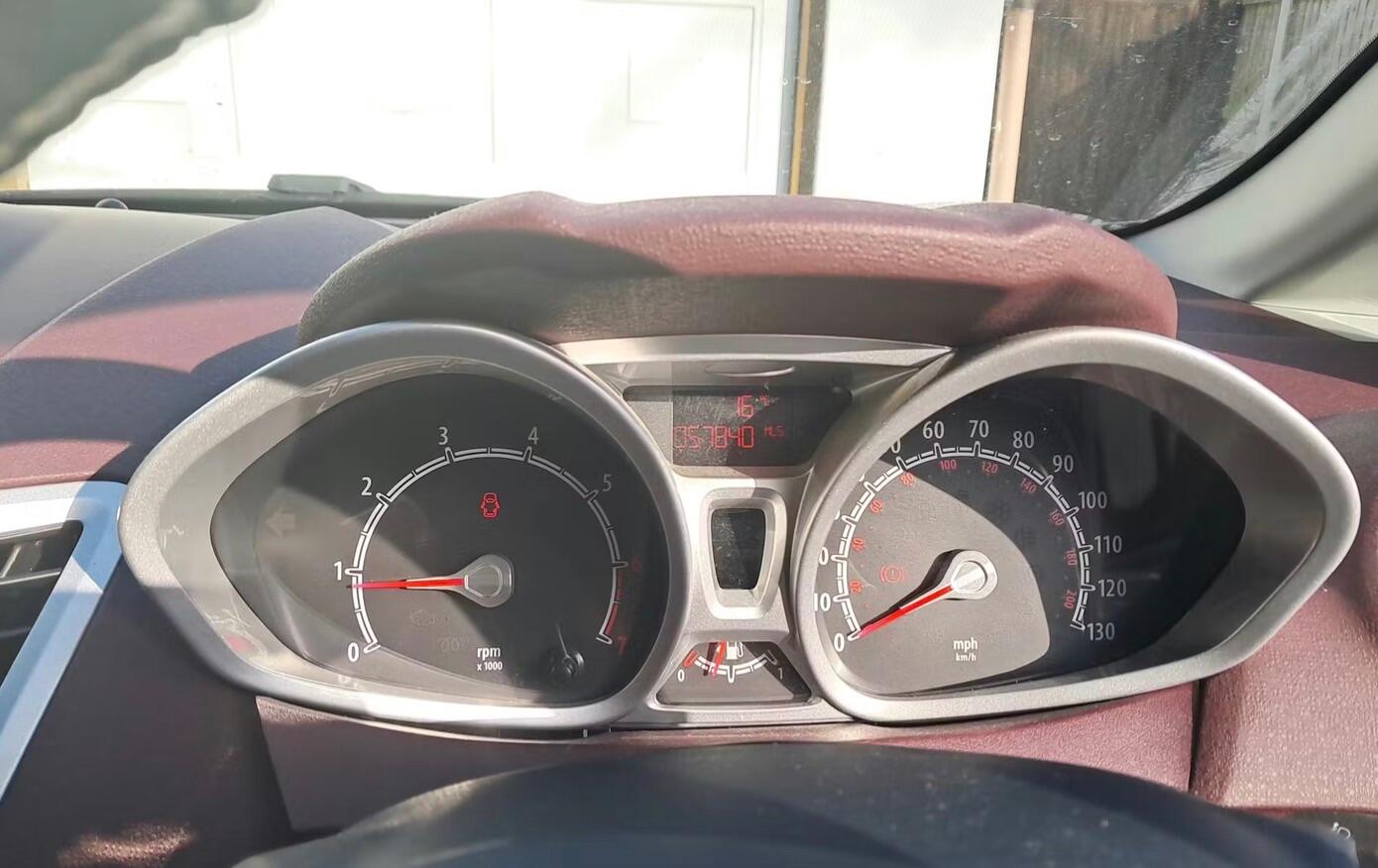 Used Ford Fiesta 2010 for sale - 77768820: Photo 8