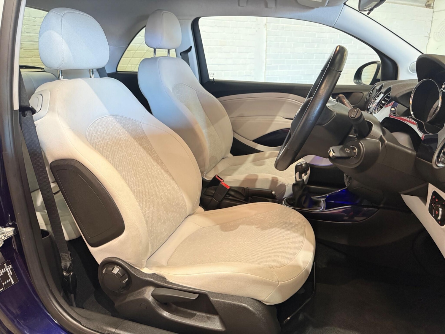 Used Vauxhall ADAM 2013 for sale - 78072083: Photo 24