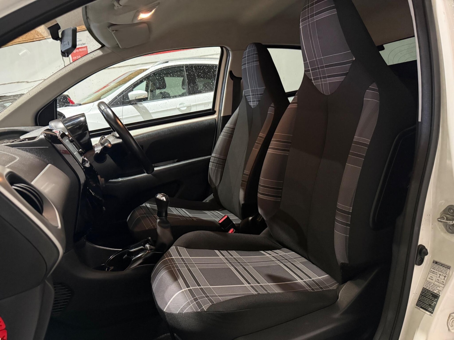 Used Peugeot 108 2017 for sale - 77305871: Photo 21