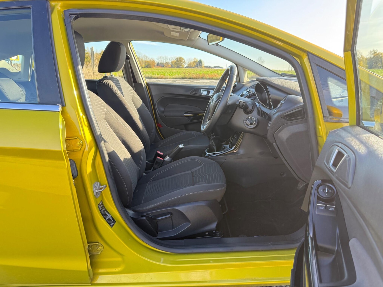 Used Ford Fiesta 2013 for sale - 76832569: Photo 44