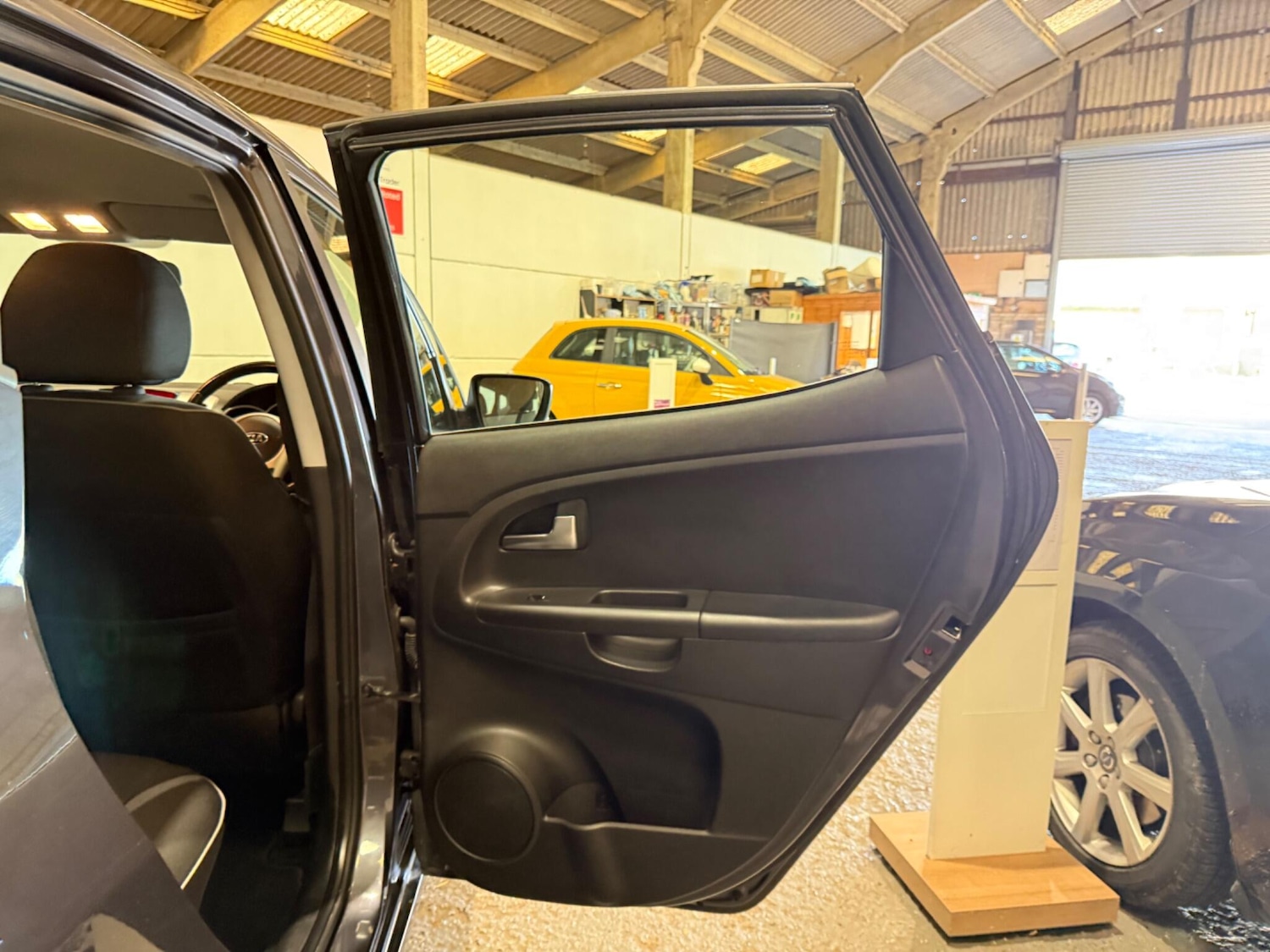 Used Kia Venga 2017 for sale - 77737726: Photo 13