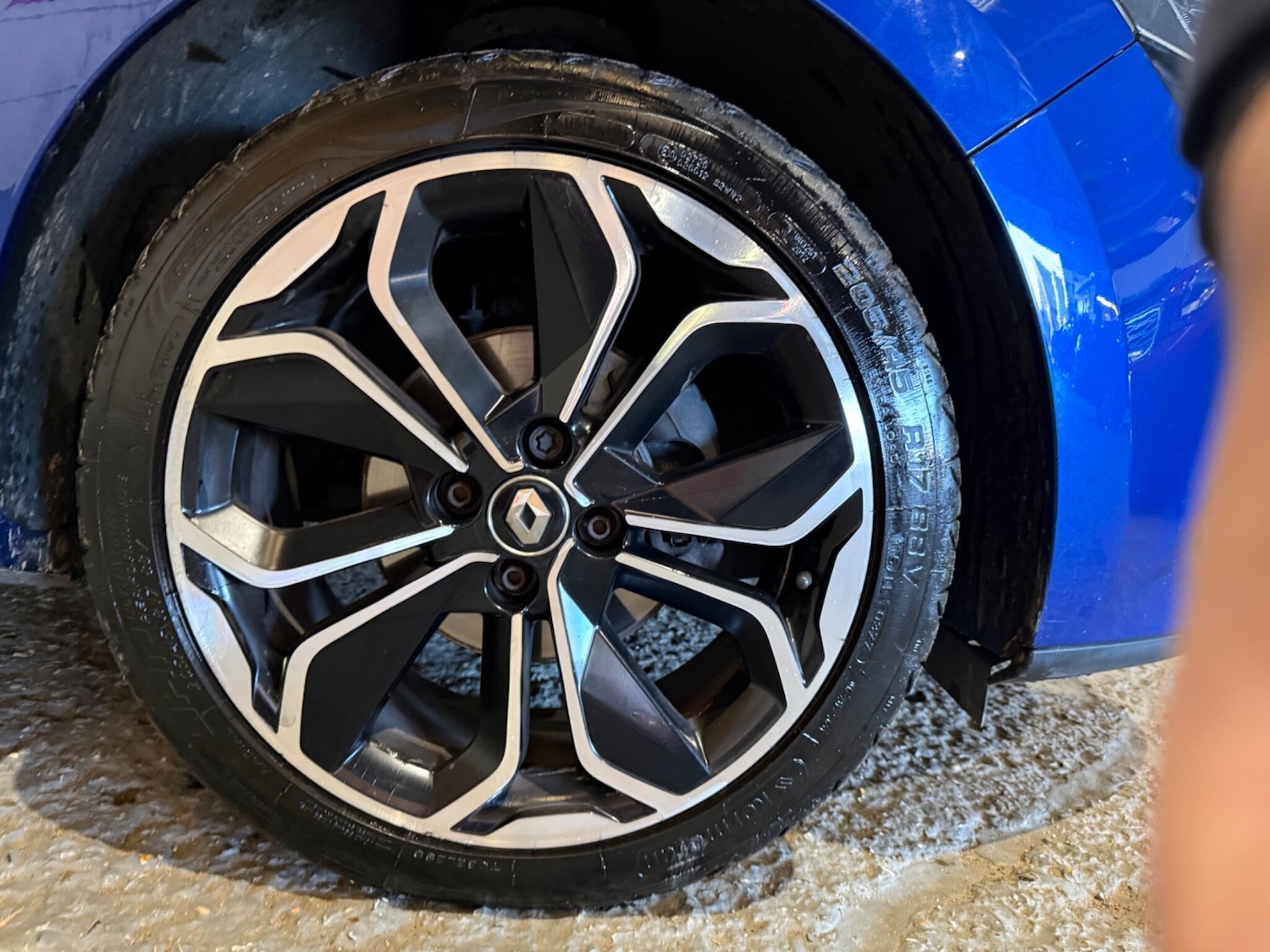 Used Renault Clio 2018 for sale - 76913948: Photo 10