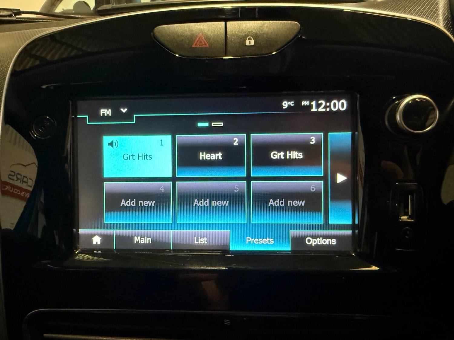 Used Renault Clio 2018 for sale - 76913948: Photo 39