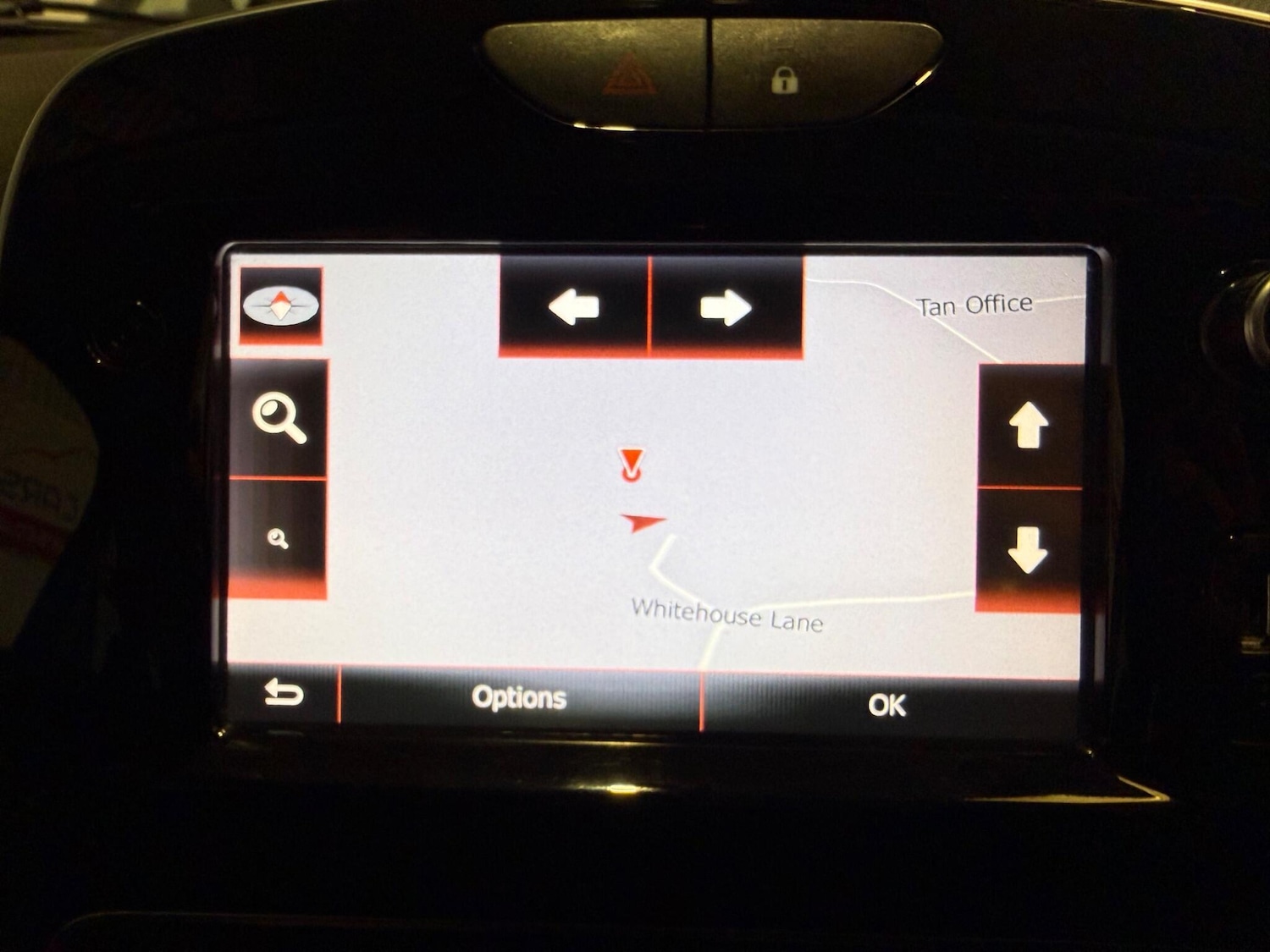 Used Renault Clio 2018 for sale - 76913948: Photo 41