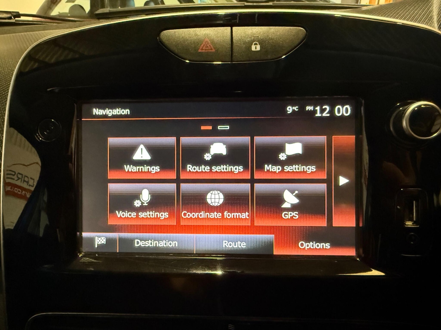 Used Renault Clio 2018 for sale - 76913948: Photo 42