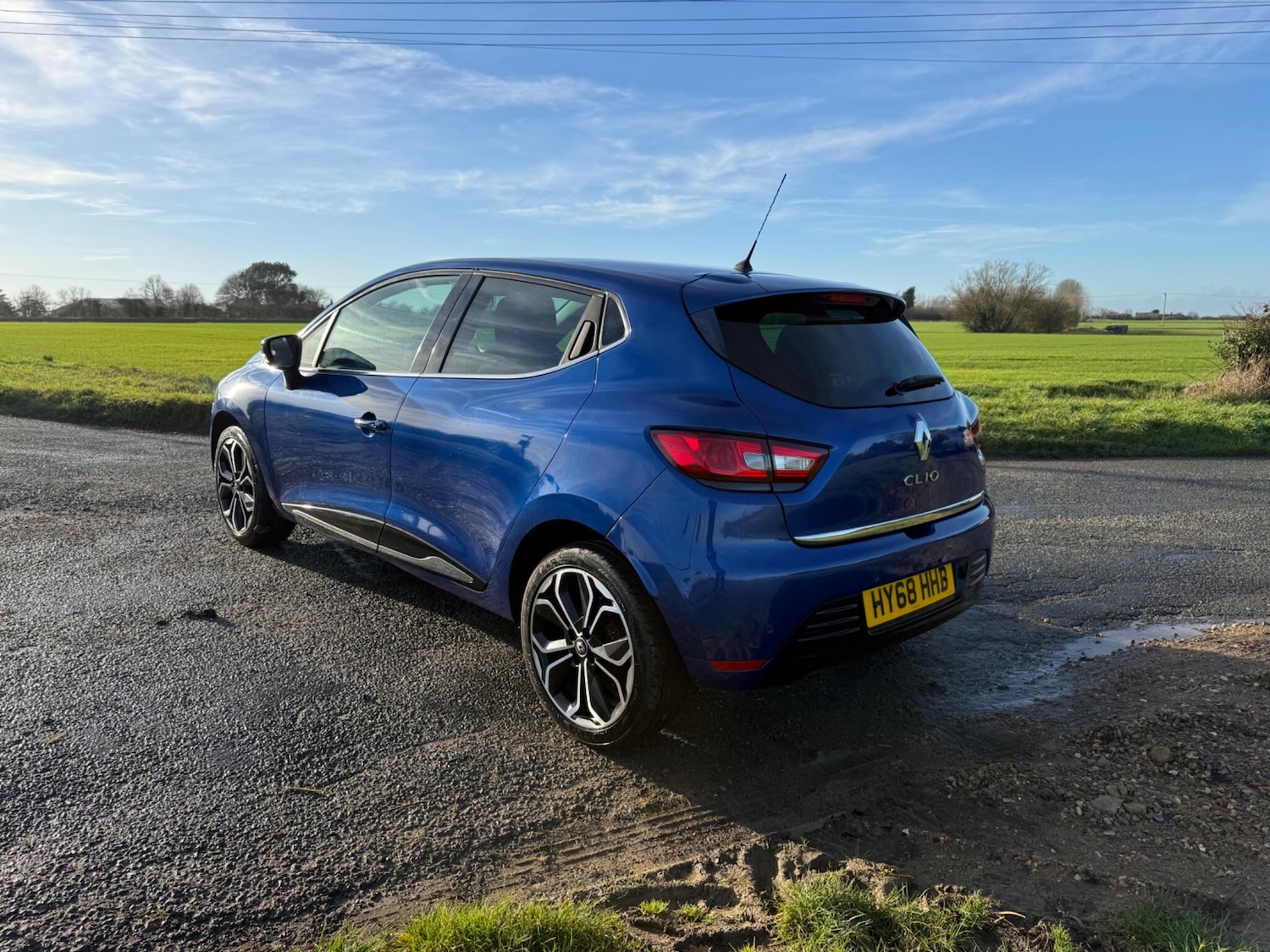 Used Renault Clio 2018 for sale - 76913948: Photo 52