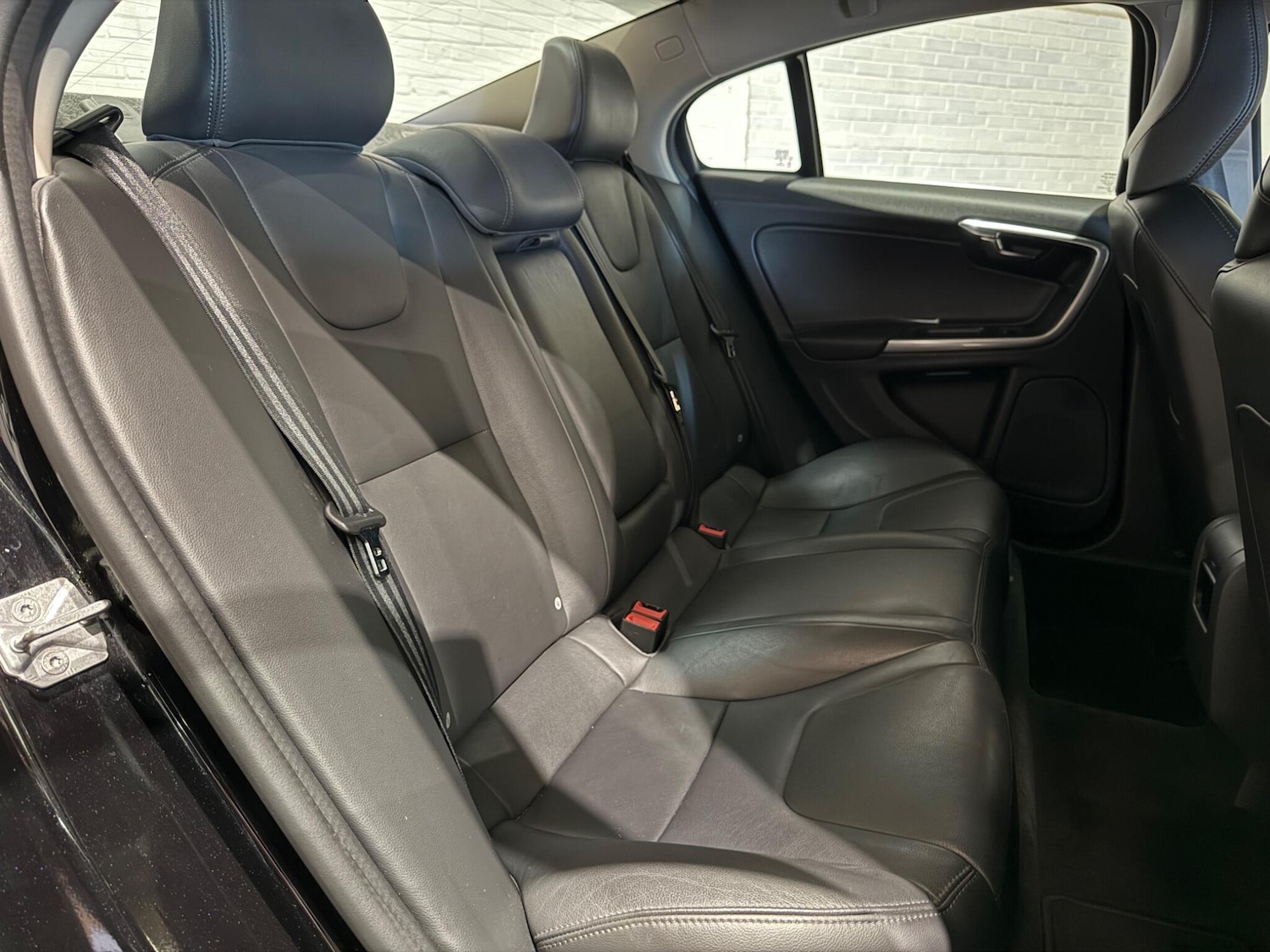 Used Volvo S60 2018 for sale - 76832120: Photo 14