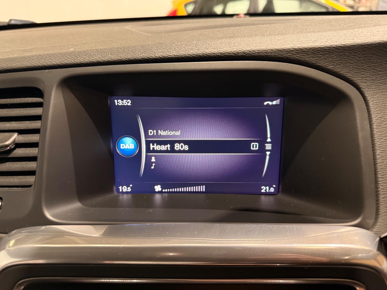 Used Volvo S60 2018 for sale - 76832120: Photo 35