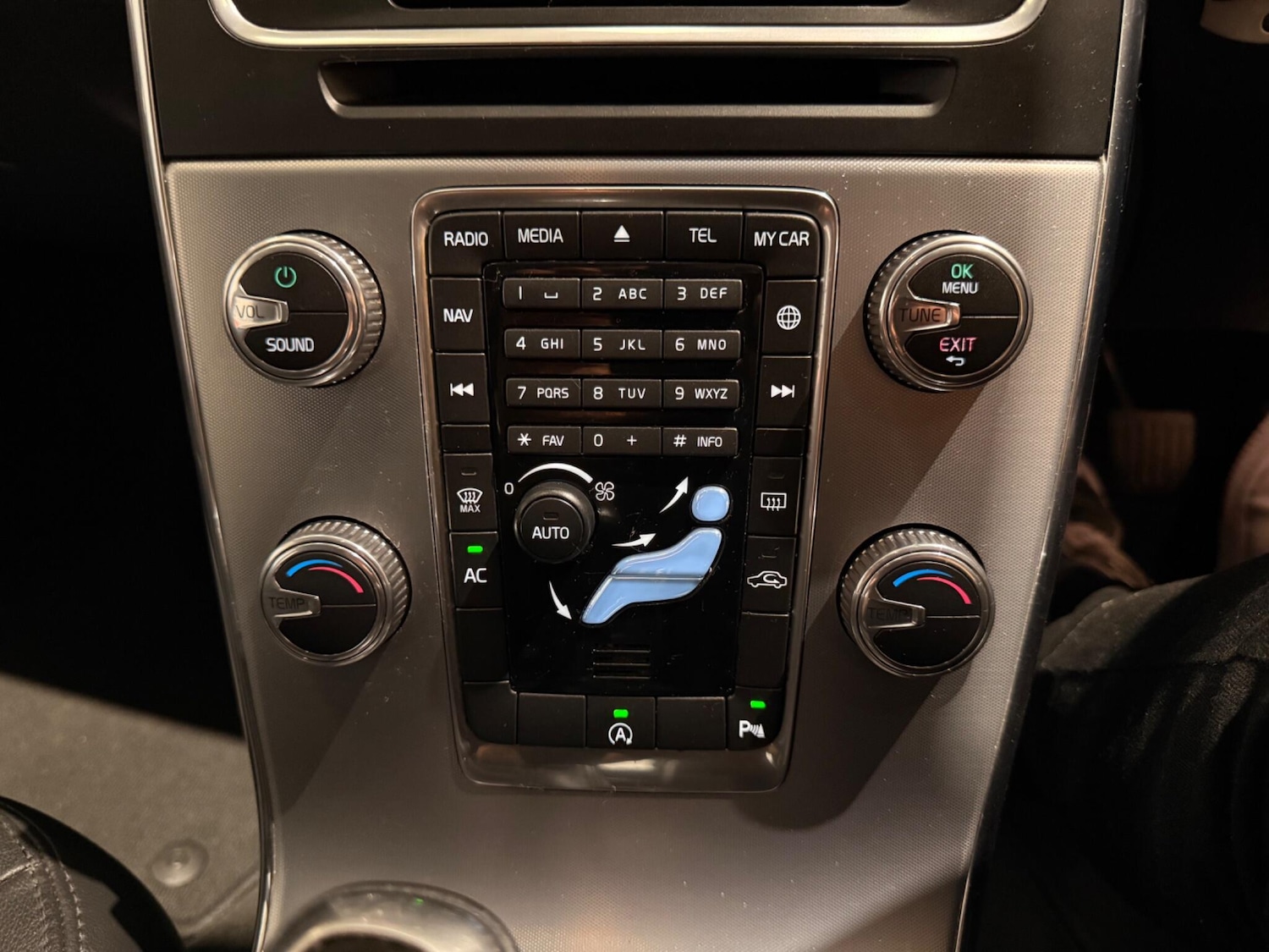 Used Volvo S60 2018 for sale - 76832120: Photo 38