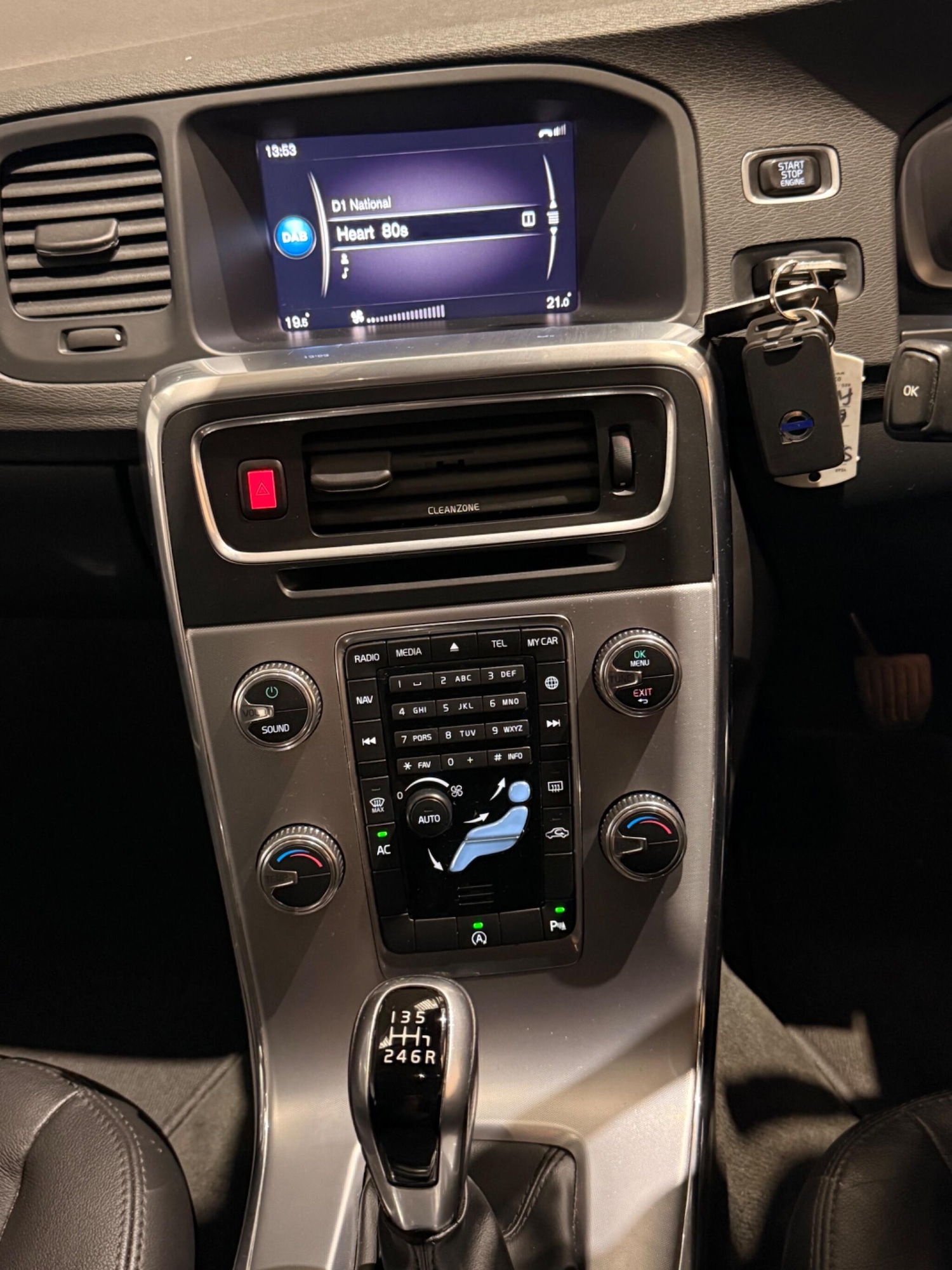 Used Volvo S60 2018 for sale - 76832120: Photo 40