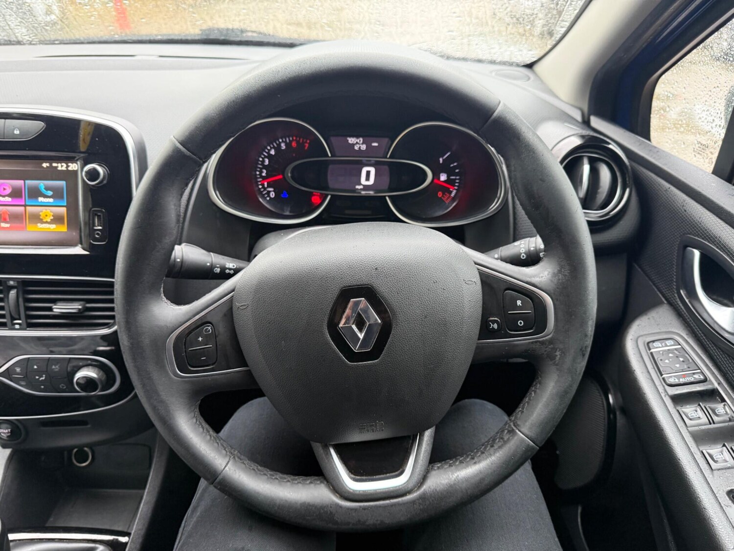 Used Renault Clio for sale - 77455327: Photo 14