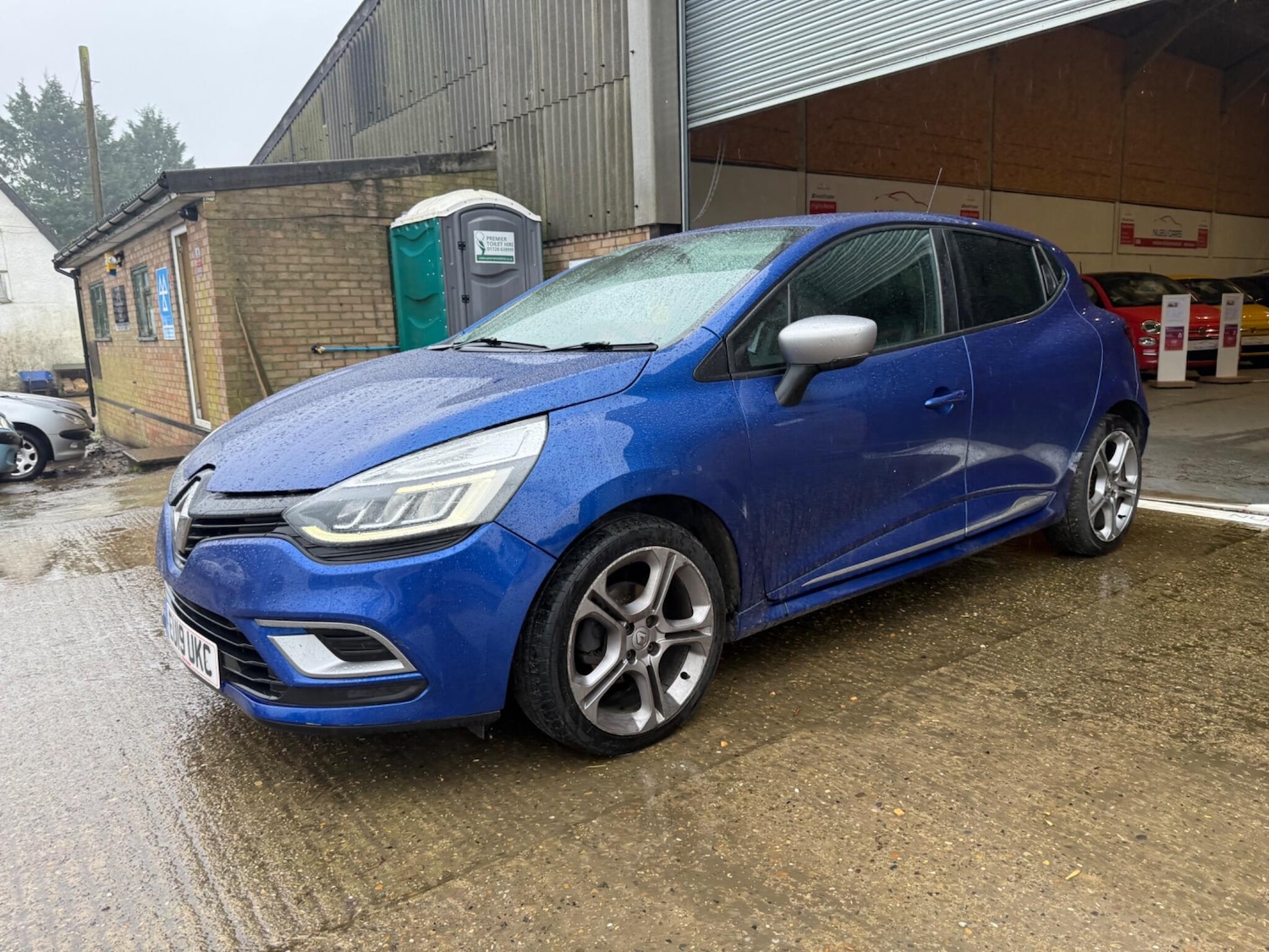 Used Renault Clio for sale - 77455327: Photo 2