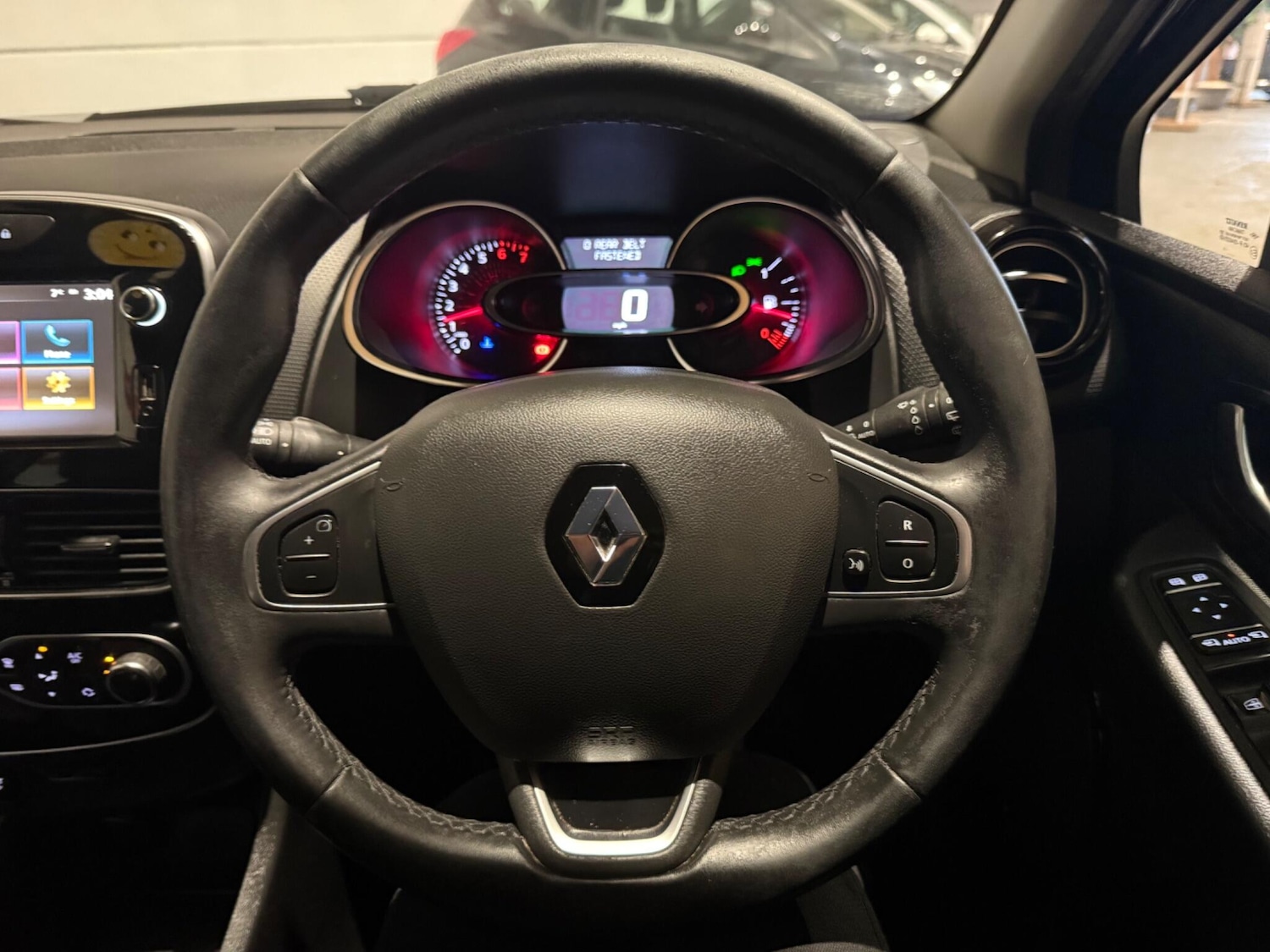 Used Renault Clio 2019 for sale - 77455327: Photo 26