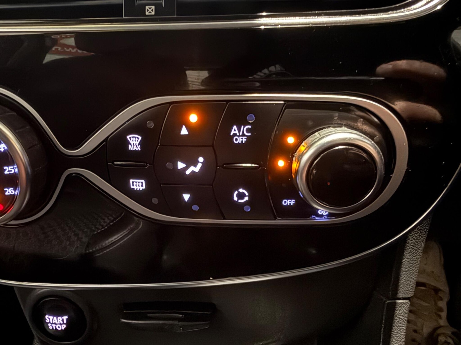 Used Renault Clio 2019 for sale - 77455327: Photo 40