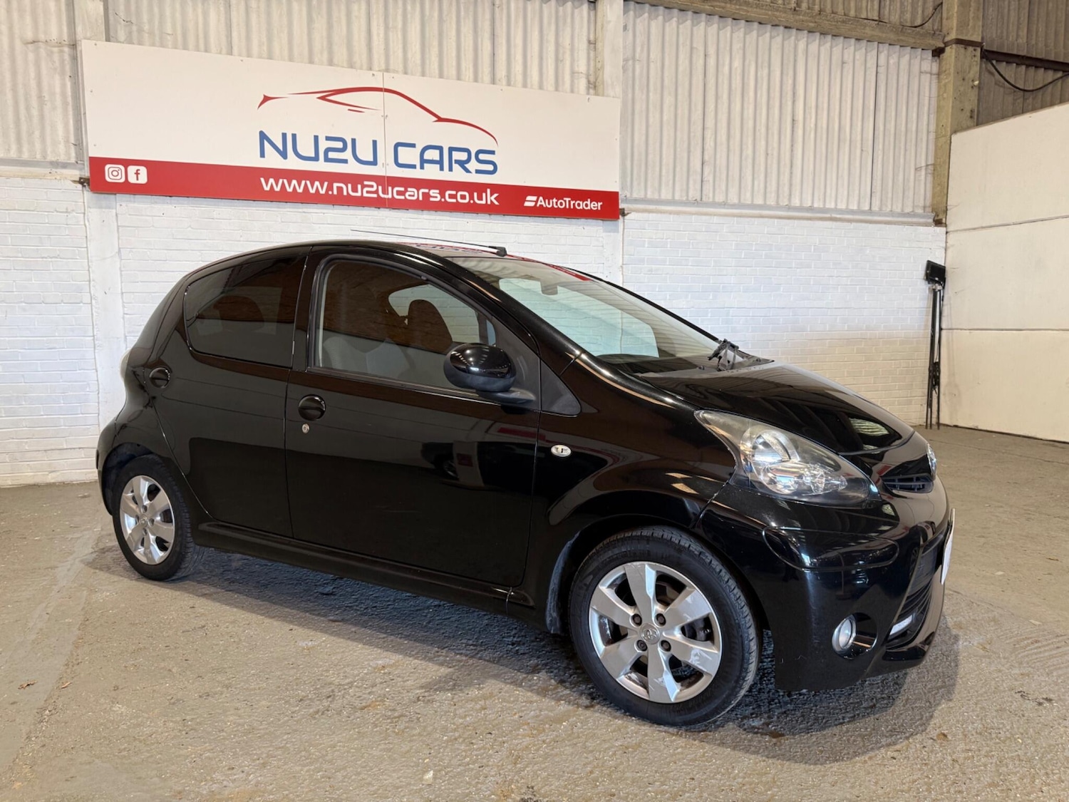 Used Toyota AYGO 2013 for sale - 77081973: Photo 9