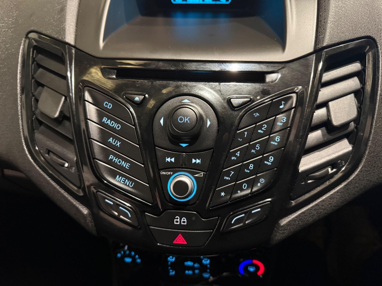 Used Ford Fiesta 2014 for sale - 77456013: Photo 36