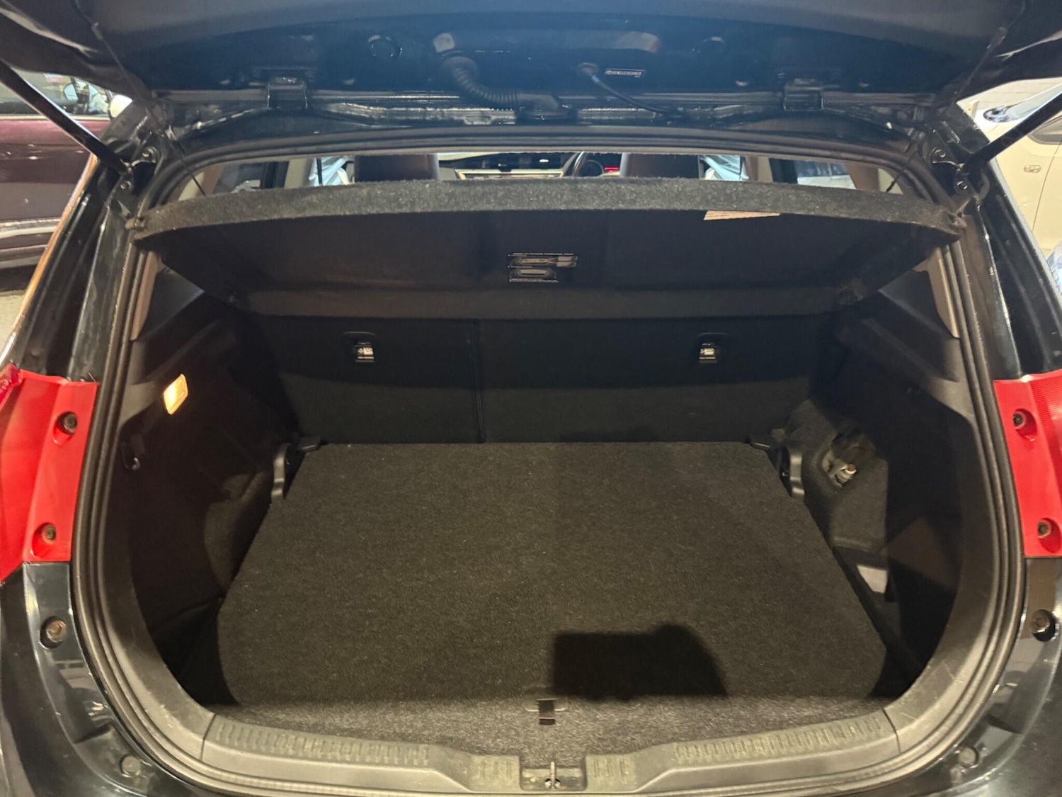 Used Toyota Auris 2013 for sale - 76832301: Photo 12