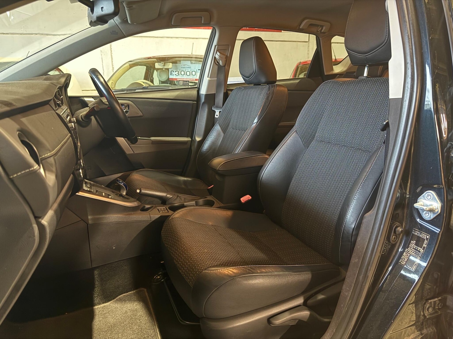 Used Toyota Auris 2013 for sale - 76832301: Photo 14