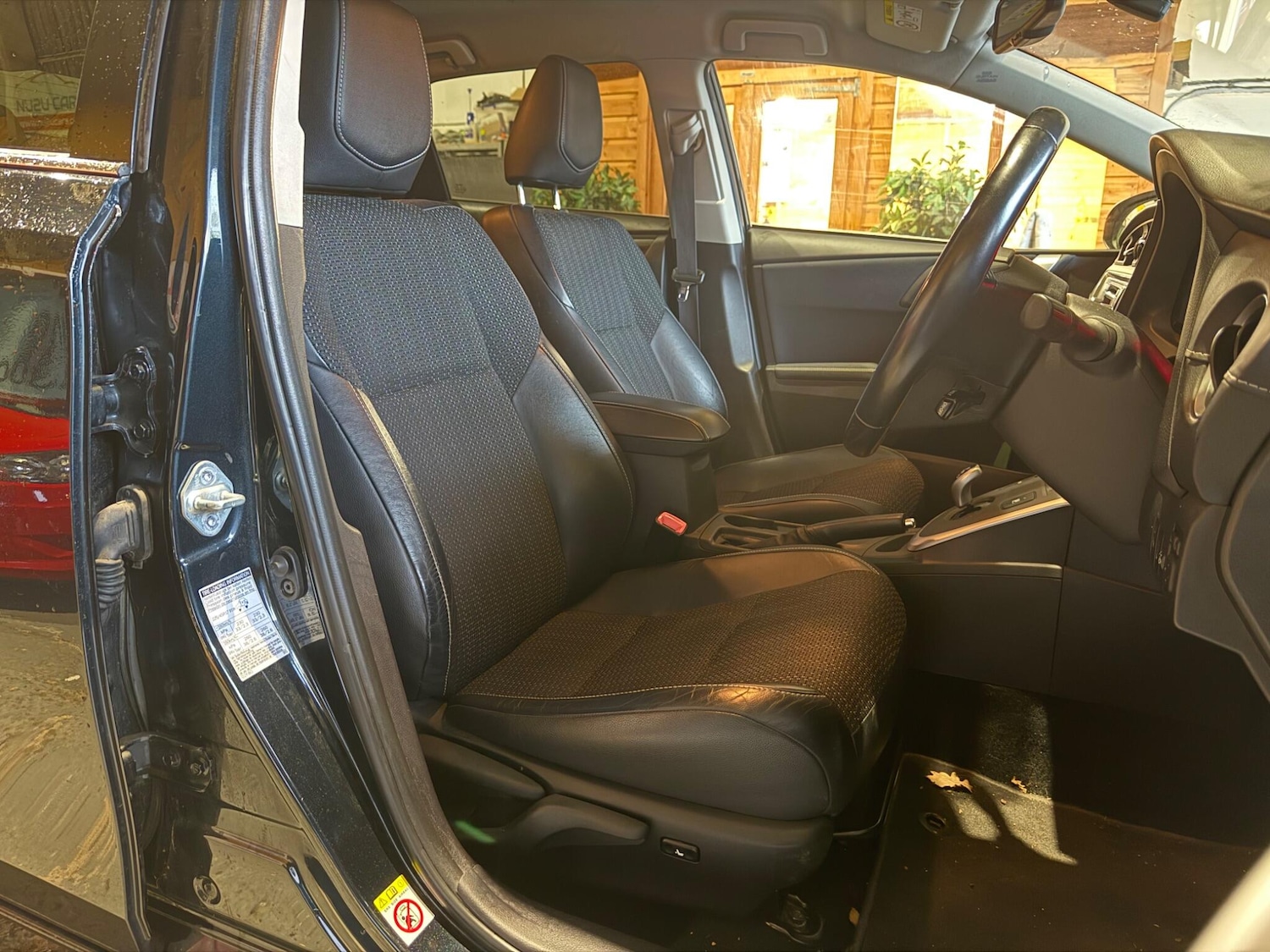 Used Toyota Auris 2013 for sale - 76832301: Photo 15