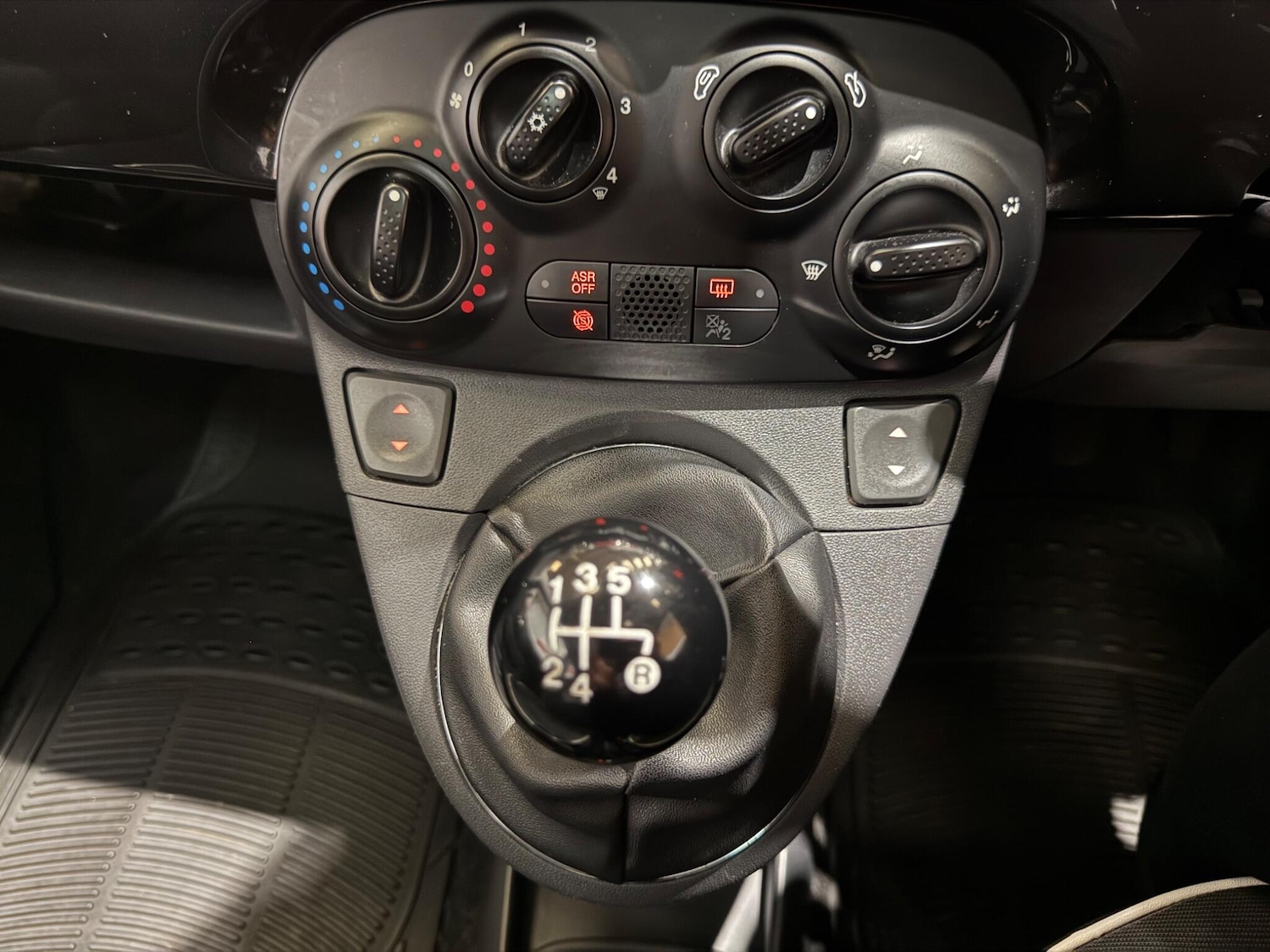 Used Fiat 500 2015 for sale - 78048020: Photo 34