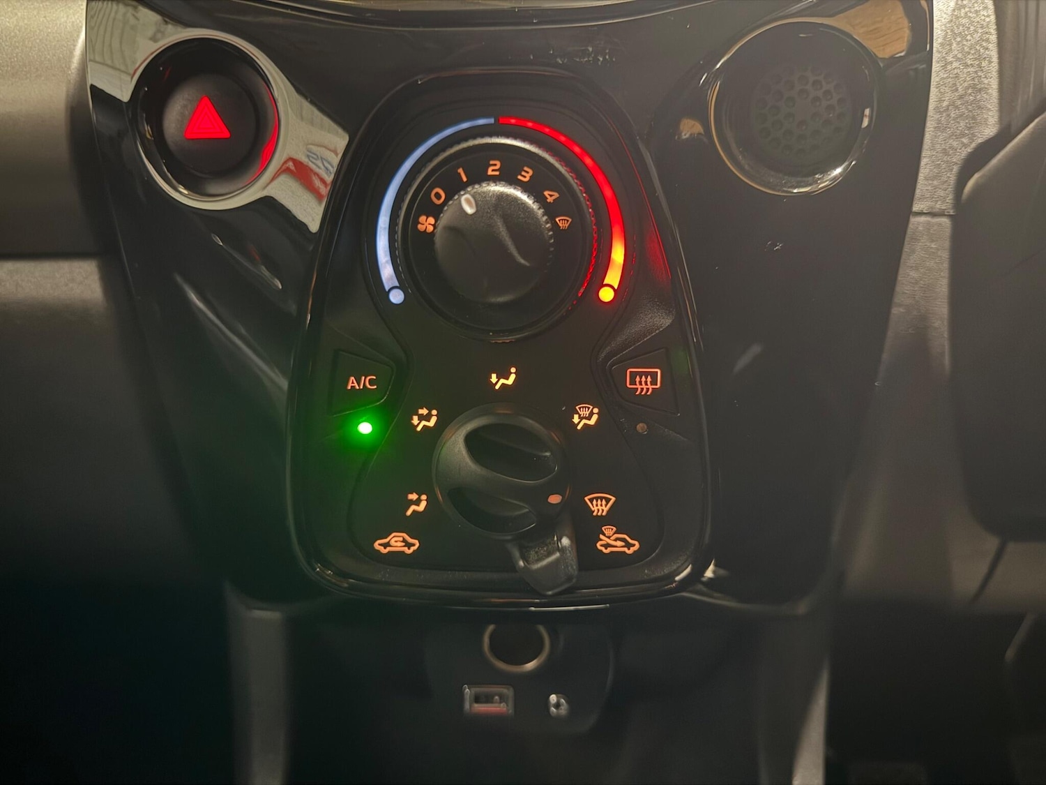 Used Citroen C1 2017 for sale - 76832727: Photo 38