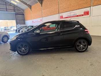 Used Peugeot 208 2014 for sale - 79426247: Photo
