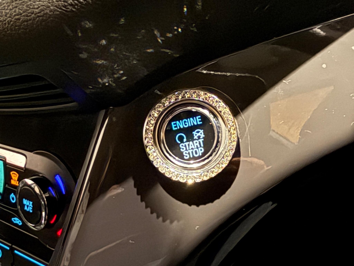 Used Ford Kuga 2016 for sale - 77291703: Photo 37