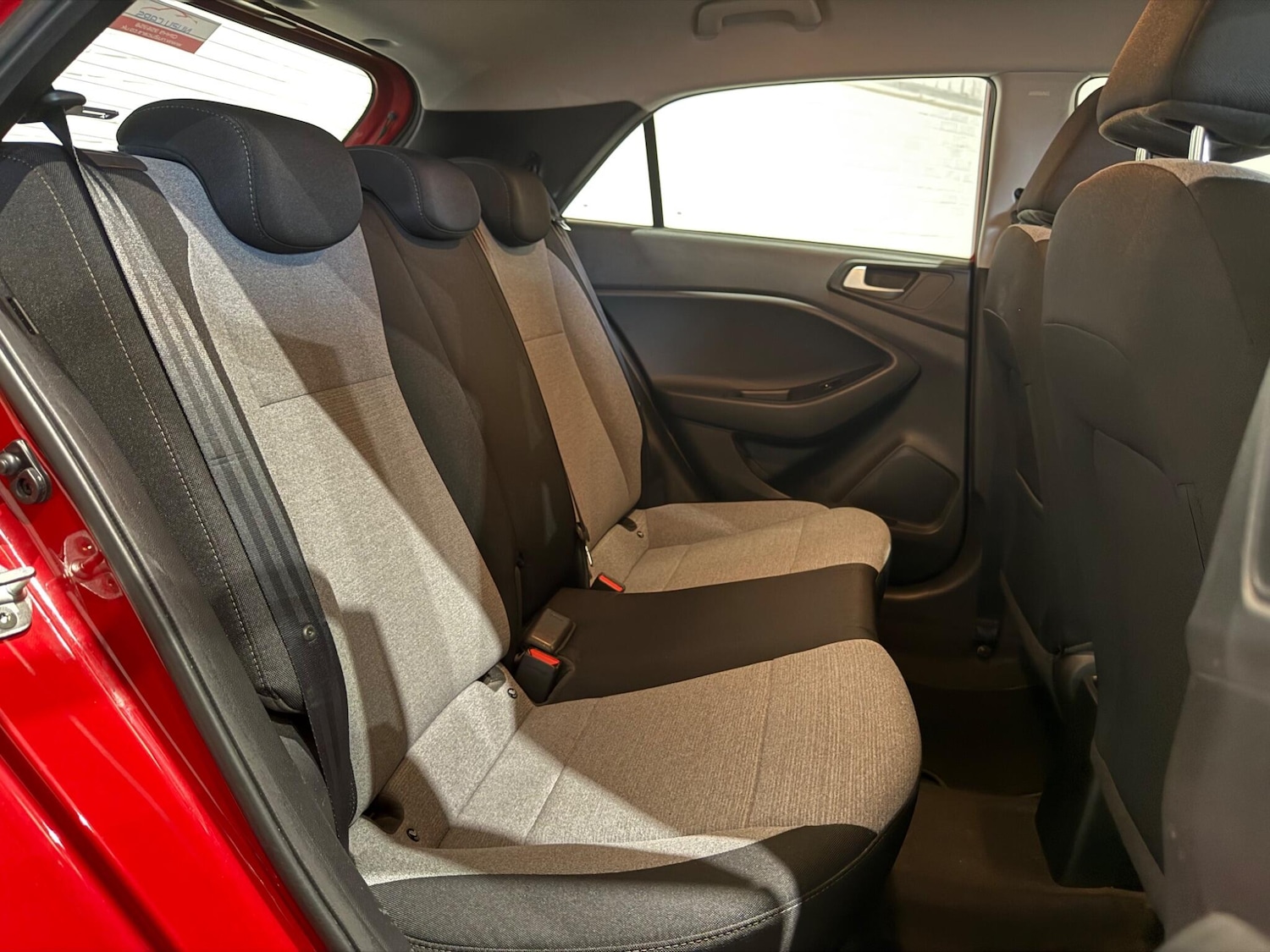 Used Hyundai i20 2016 for sale - 76832726: Photo 15