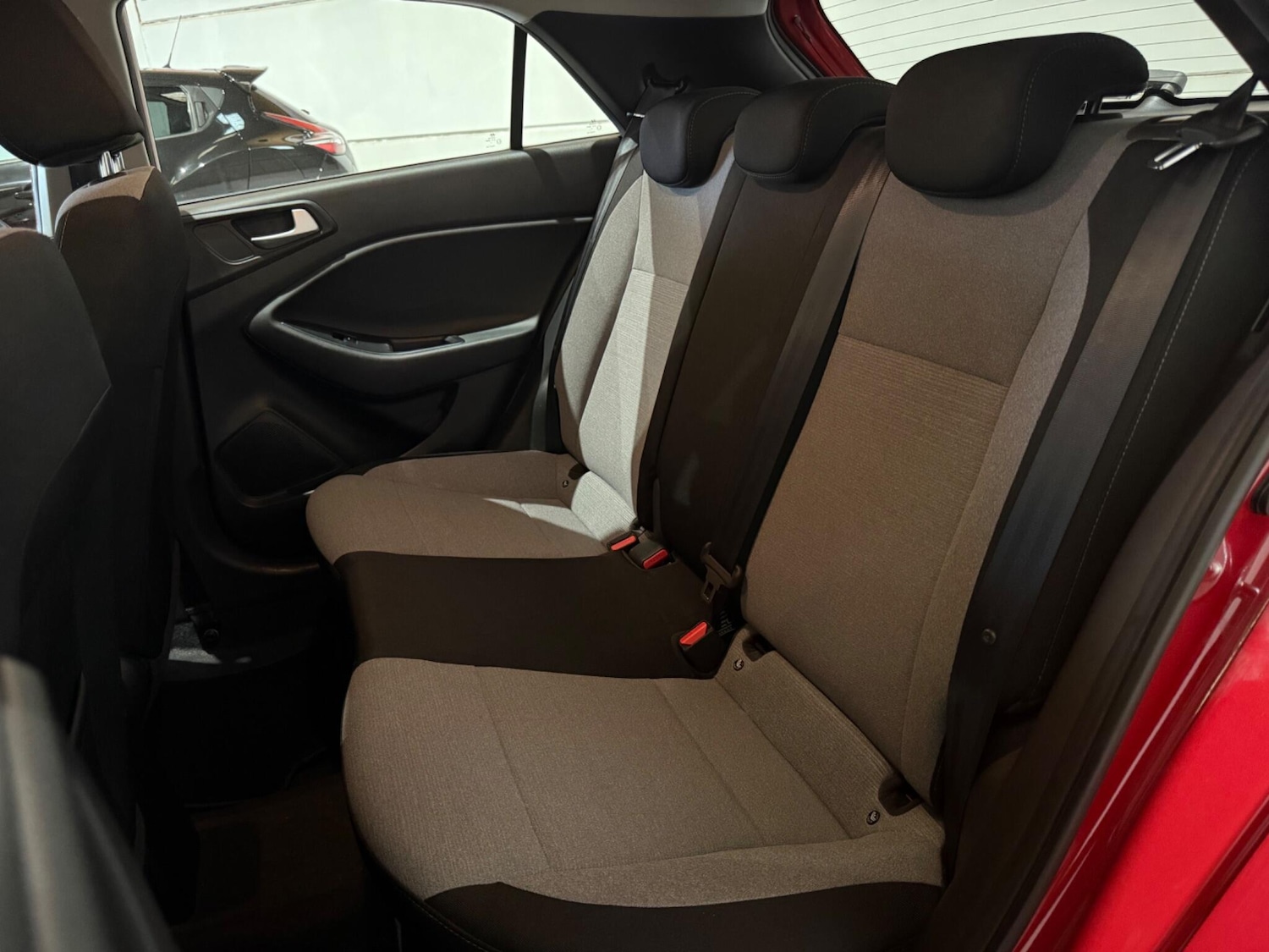 Used Hyundai i20 2016 for sale - 76832726: Photo 20