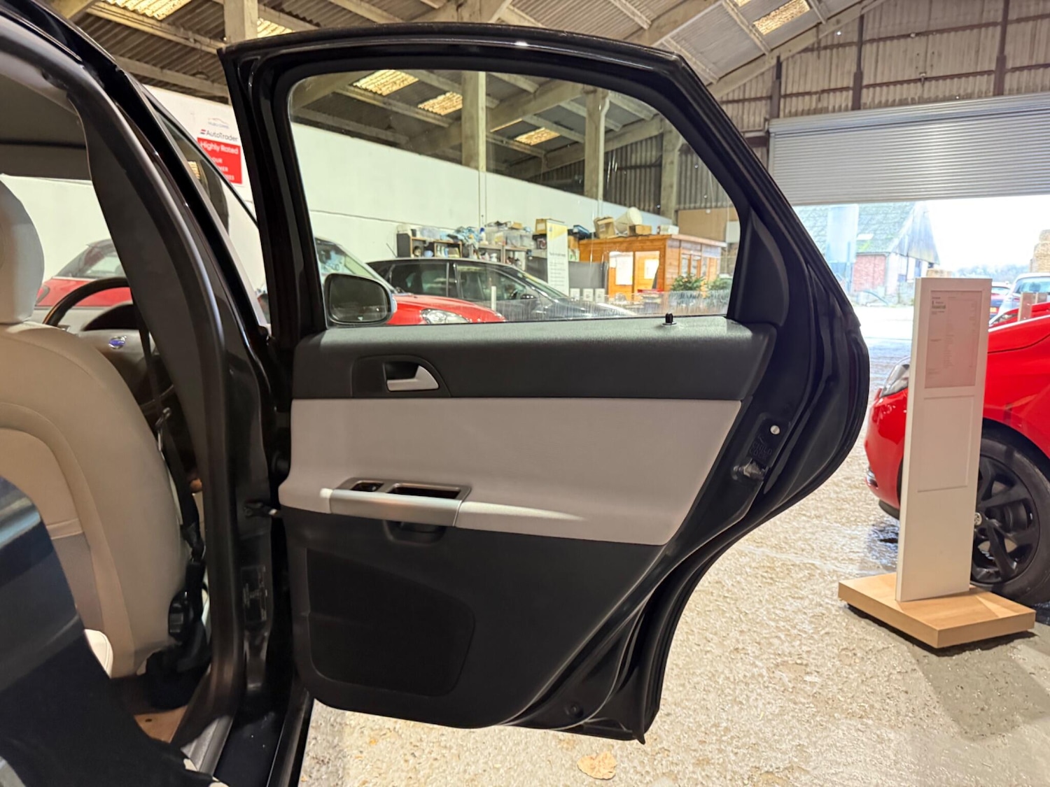 Used Volvo S40 2009 for sale - 76865394: Photo 16