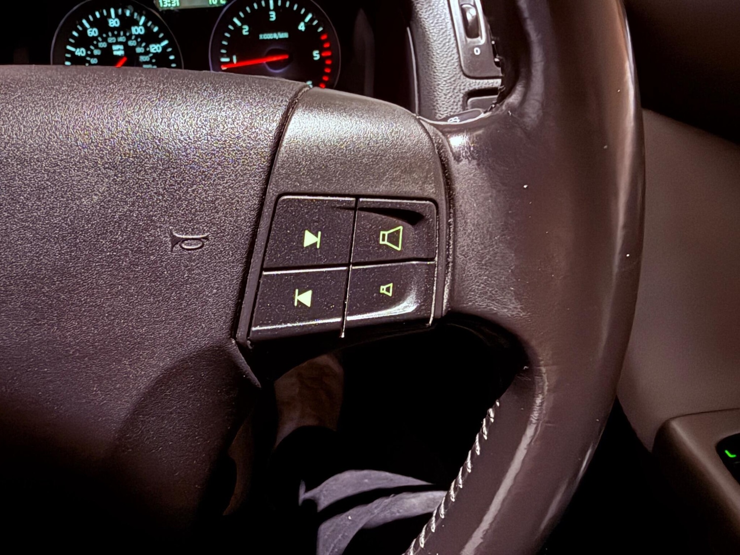 Used Volvo S40 2009 for sale - 76865394: Photo 33