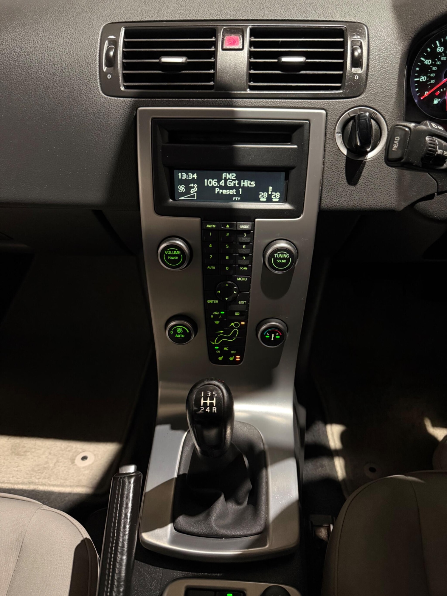 Used Volvo S40 2009 for sale - 76865394: Photo 41