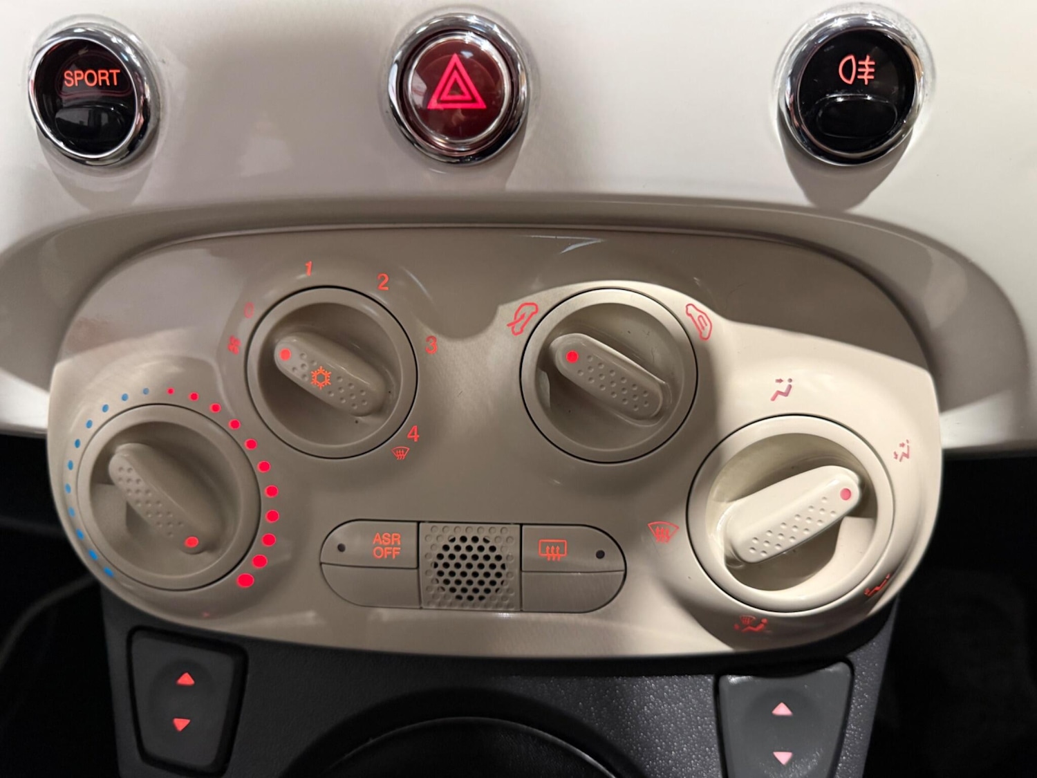 Used Fiat 500 2009 for sale - 76926912: Photo 32