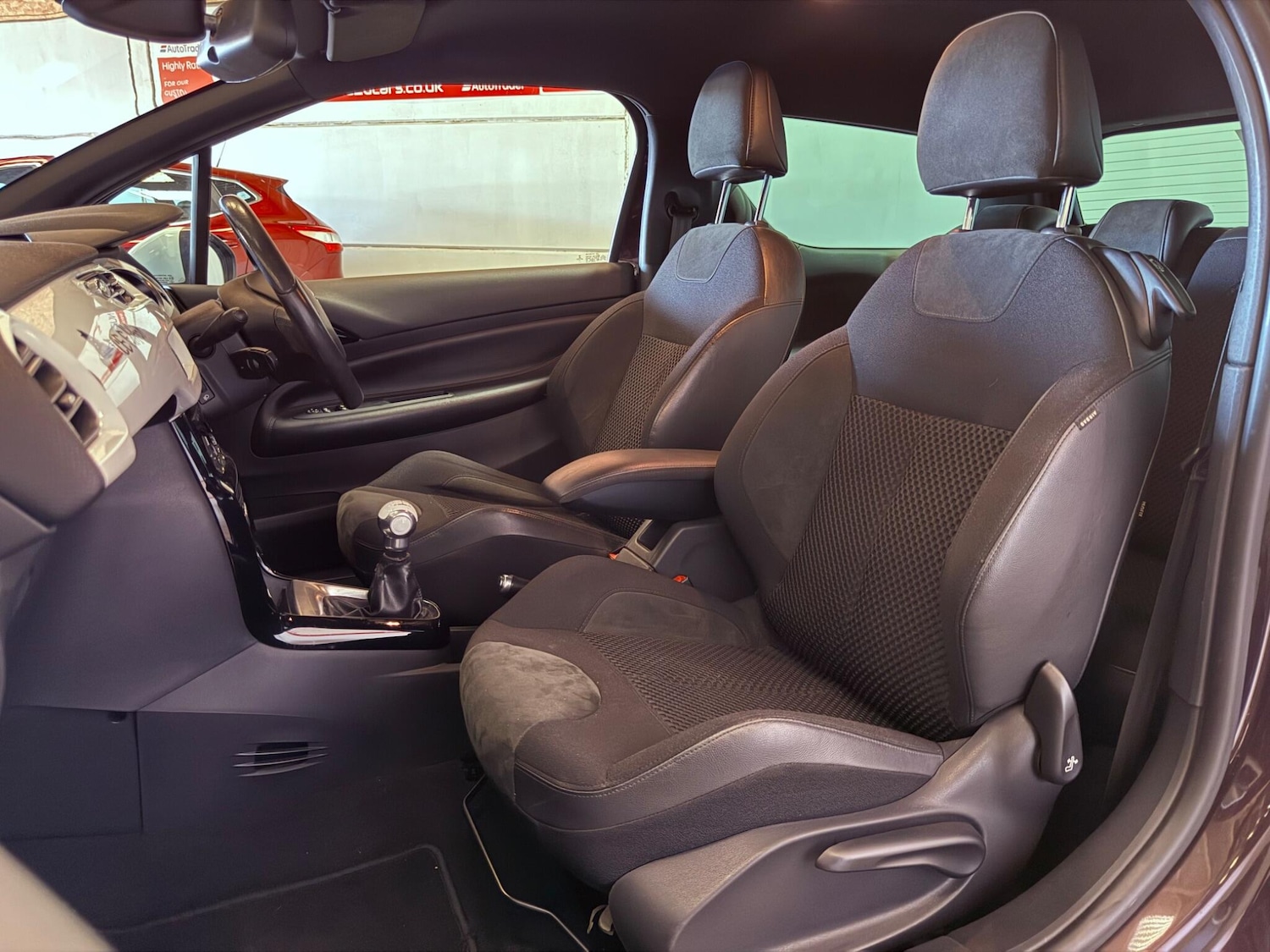 Used Citroen DS3 2015 for sale - 76832826: Photo 19