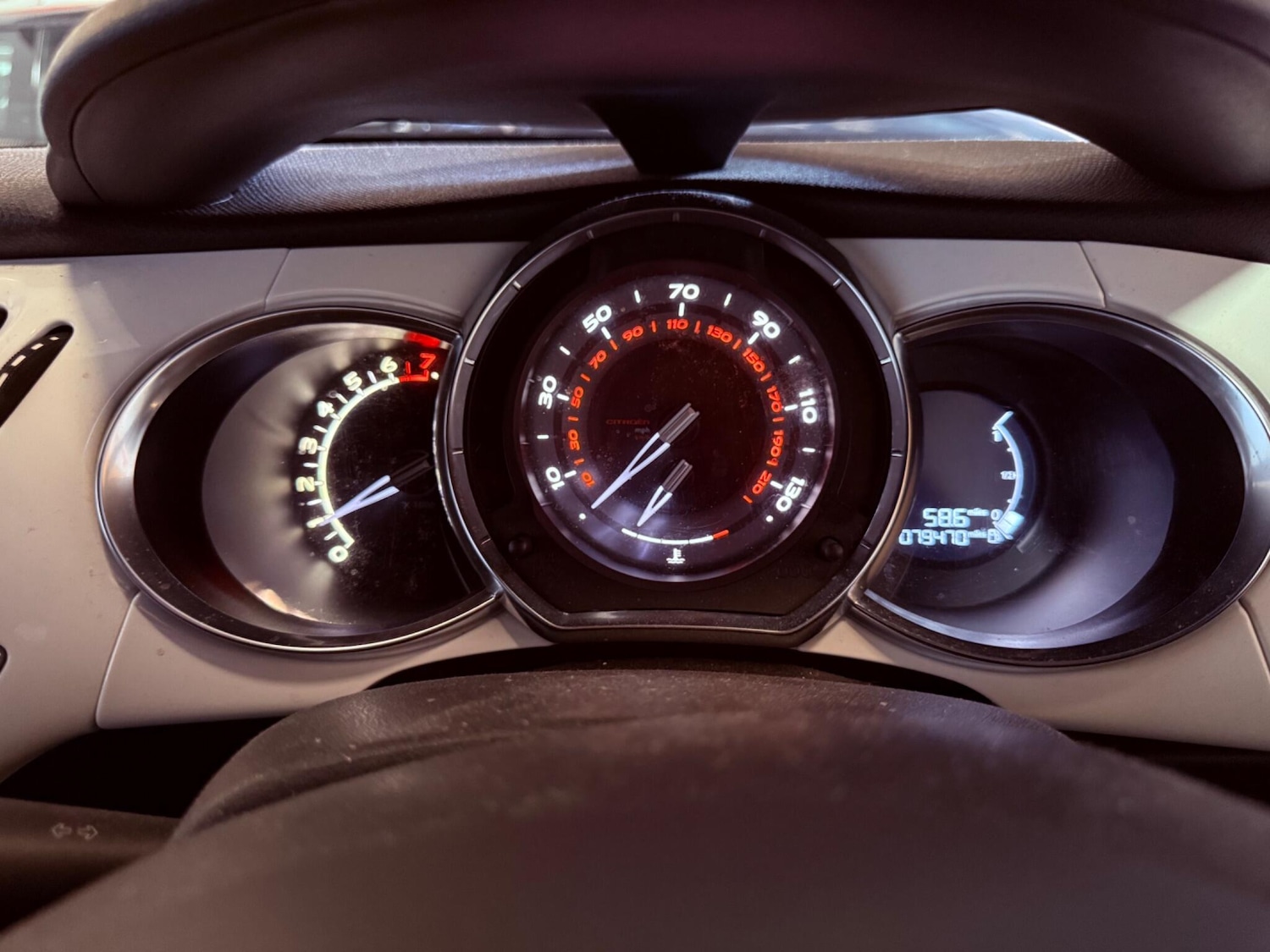 Used Citroen DS3 2015 for sale - 76832826: Photo 25