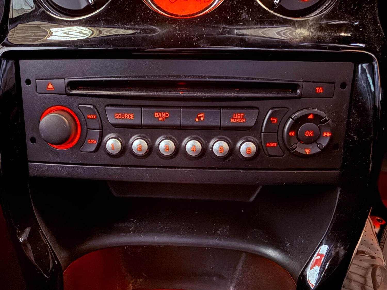 Used Citroen DS3 2015 for sale - 76832826: Photo 34